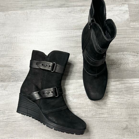 Earth Shoes - Earth Knoll Wedge Boots Black Suede Buckles Goth Dark Academia Size 7 1/2